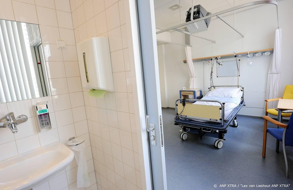 Coronapatiënte (101) is hersteld en mag het ziekenhuis verlaten