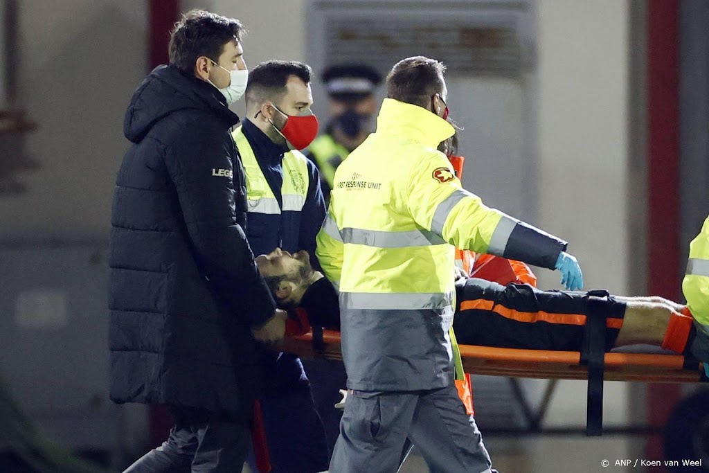 Ajax wacht op nieuws over ernst blessure Blind