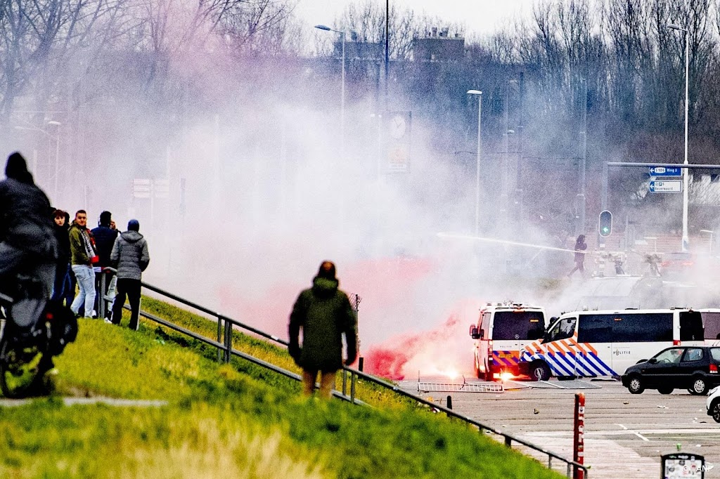 Feyenoord krijgt weer boete, maar mag fans meenemen naar Praag