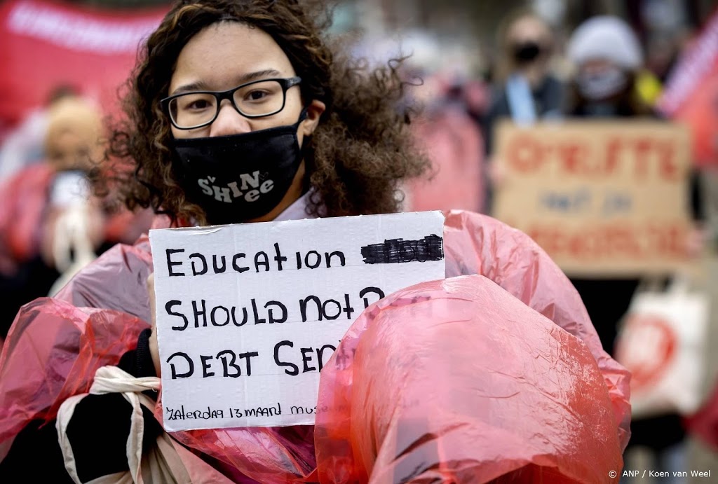 Studentenorganisaties roepen op tot 'staking' tegen studieschuld