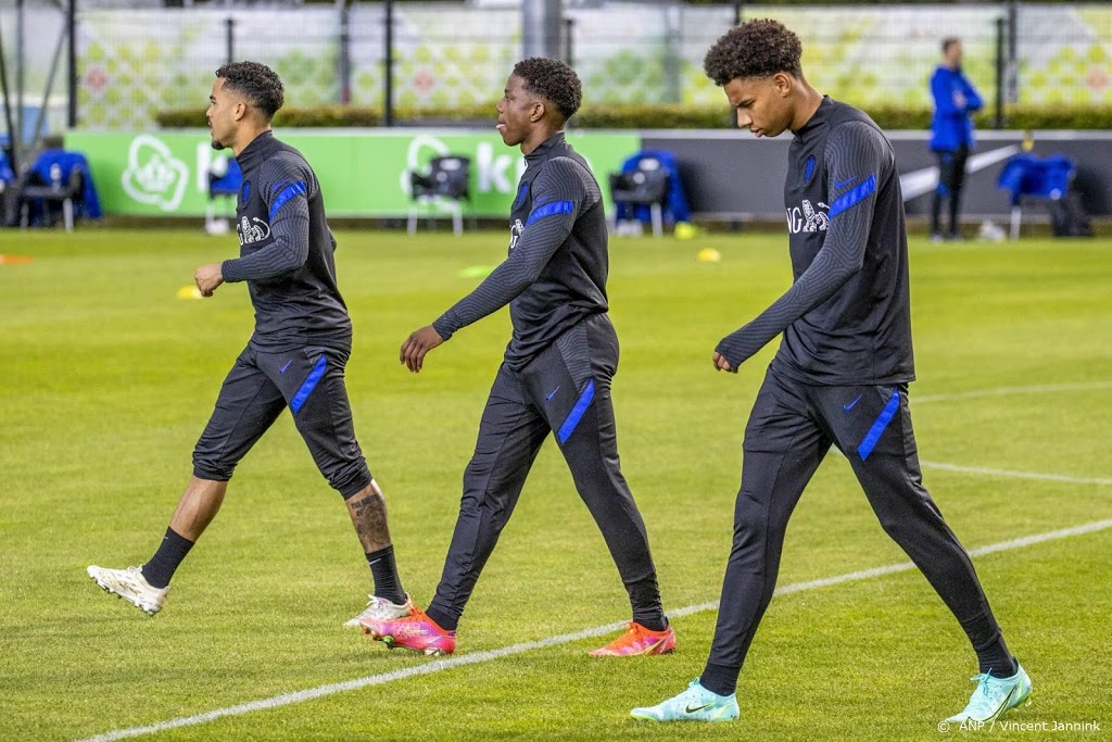 Jong Oranje in kwartfinale tegen Fransen met Malacia en Kadioglu