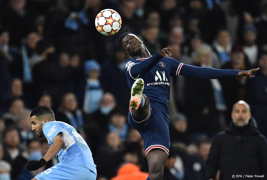 PSG neemt Portugees Mendes definitief over van Sporting Lissabon