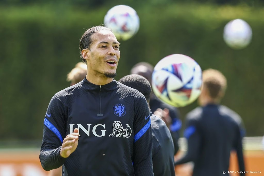 Van Dijk bij beste elf spelers in Champions League