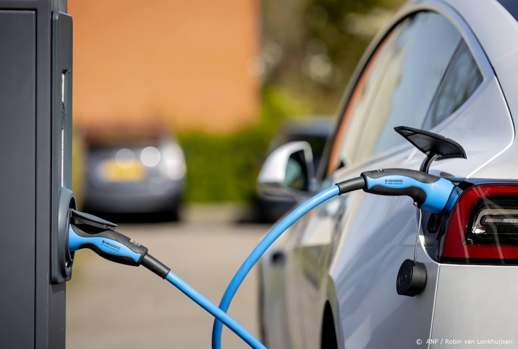 Goed gevulde subsidiepot voor elektrische auto's leeg