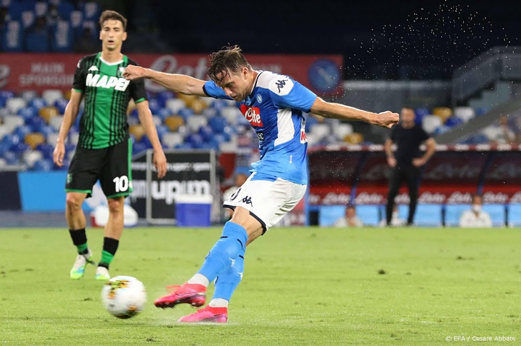 Pools international Zielinski verlengt tot 2024 bij Napoli