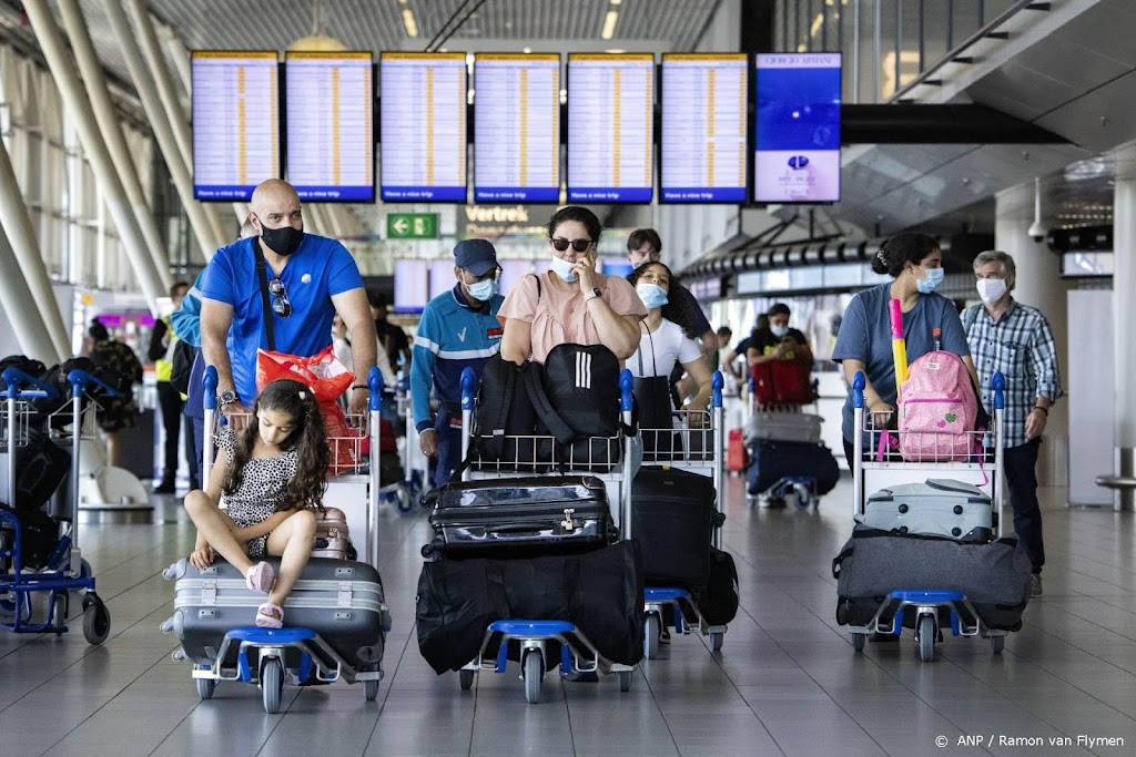 ANVR wil versoepeling reisadviezen bij stopzetten coronasteun