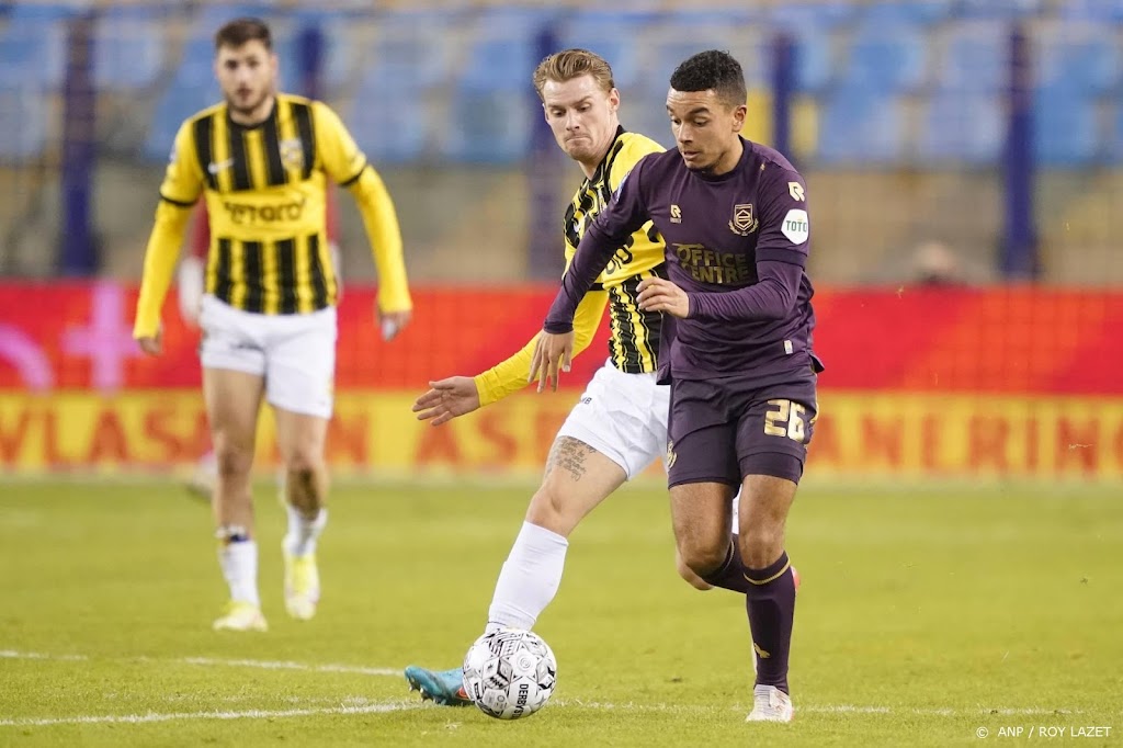 Cambuur neemt Van Kaam over van FC Groningen