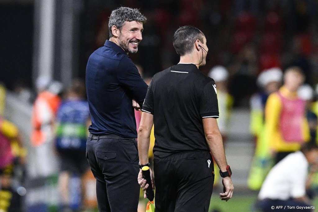 Van Bommel en Overmars trots op historische prestatie met Antwerp