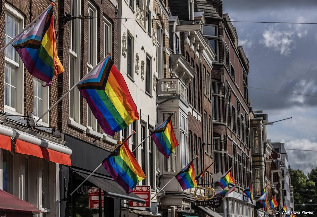 Halsema wil maatregelen in Amsterdam om regenboogvlag-incidenten