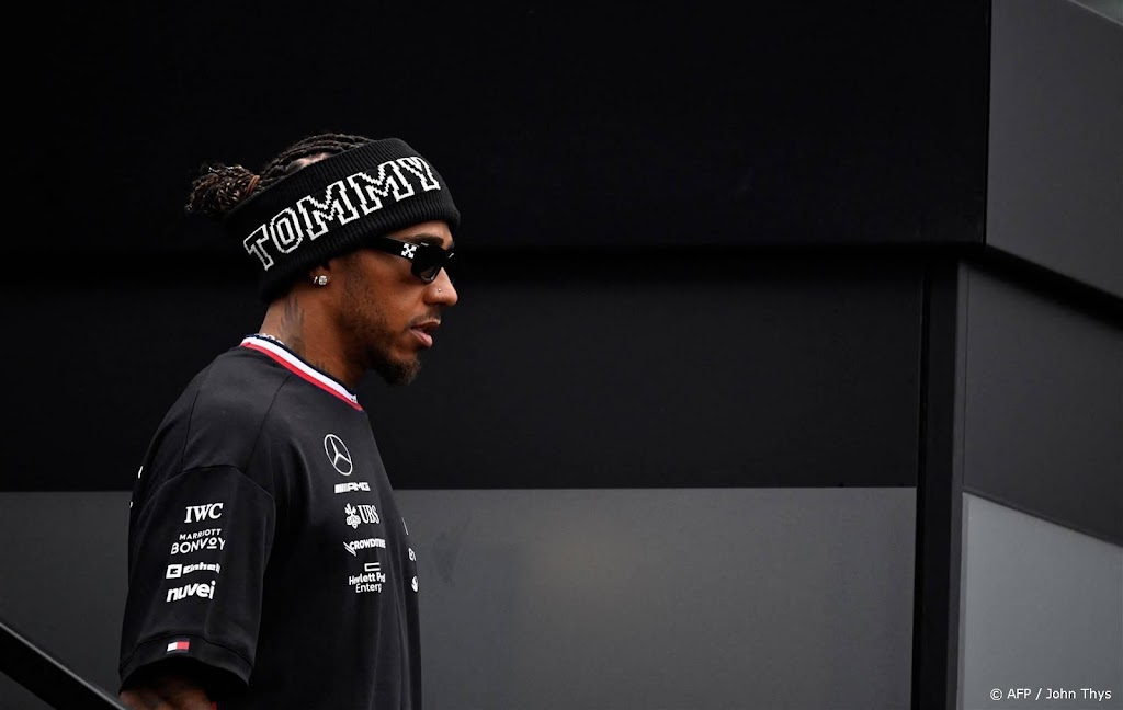 Hamilton verlengt contract en blijft tot 2025 bij Mercedes