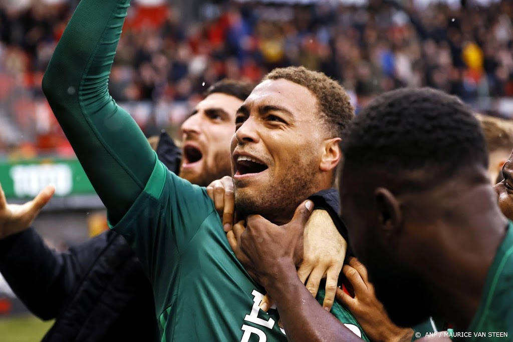 Feyenoord verslaat Sparta in blessuretijd