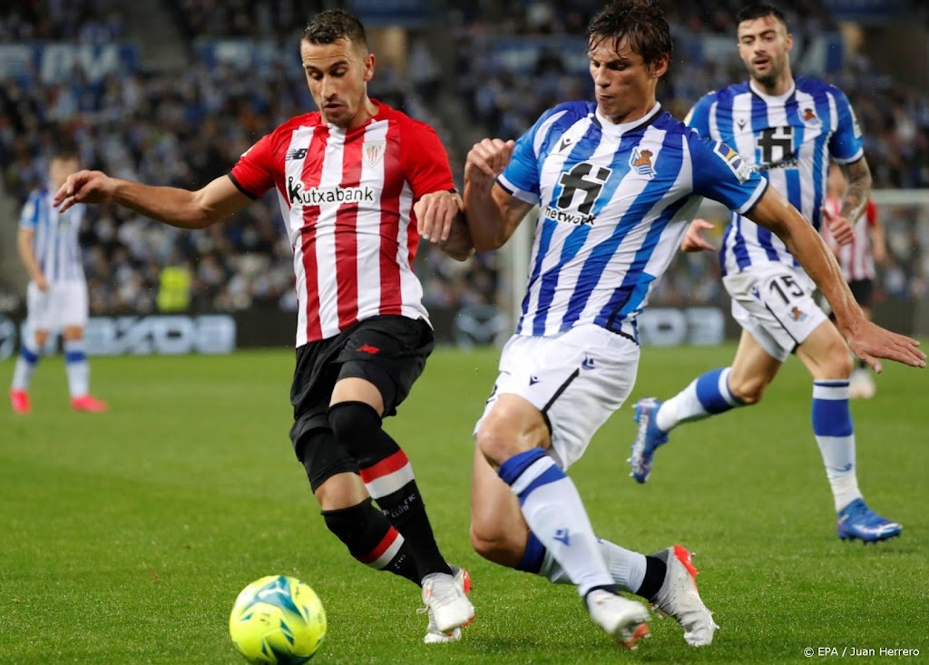 Real Sociedad verspeelt zege tegen 10 man in Baskische derby