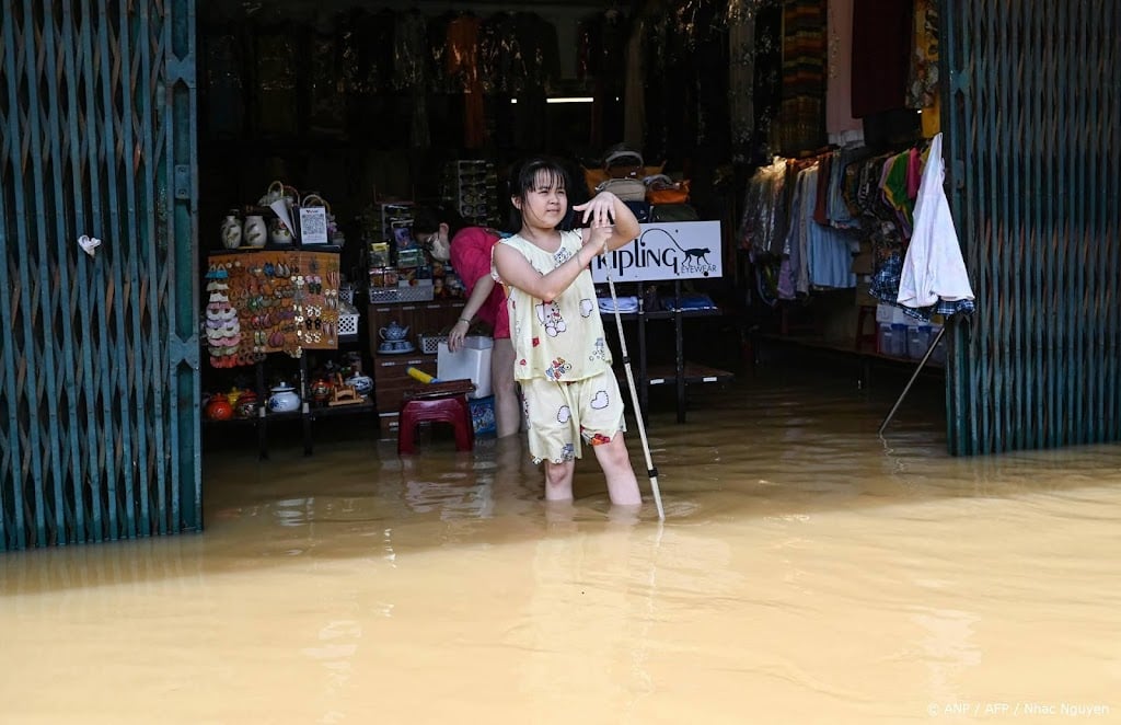 Dodental door overstromingen in Vietnam stijgt