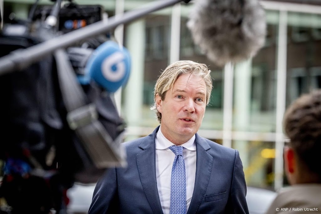 Minister binnenkort naar West-Afrika om te praten over Bolle Jos
