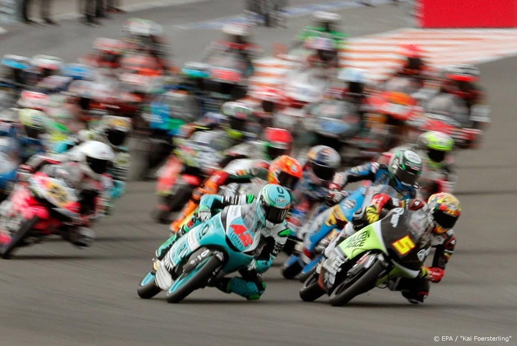 Zege en podium Spaanse jonkies bij Moto3