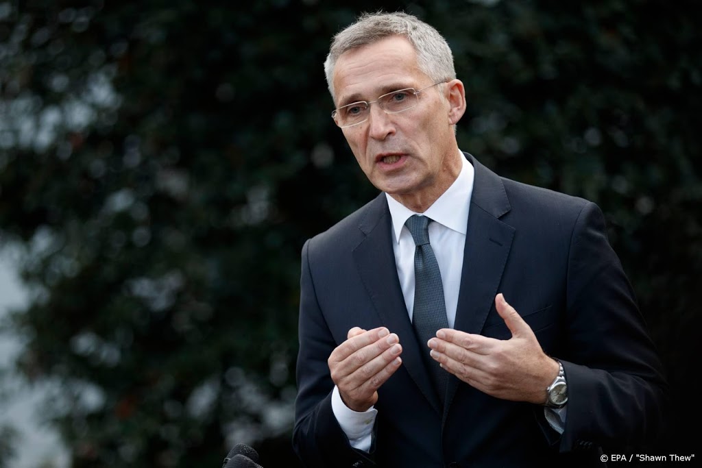 NAVO-topman pareert kritiek Macron