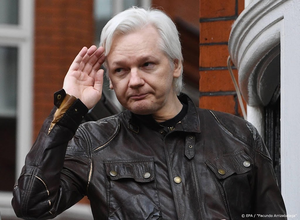 Zweden staakt verkrachtingsonderzoek Assange