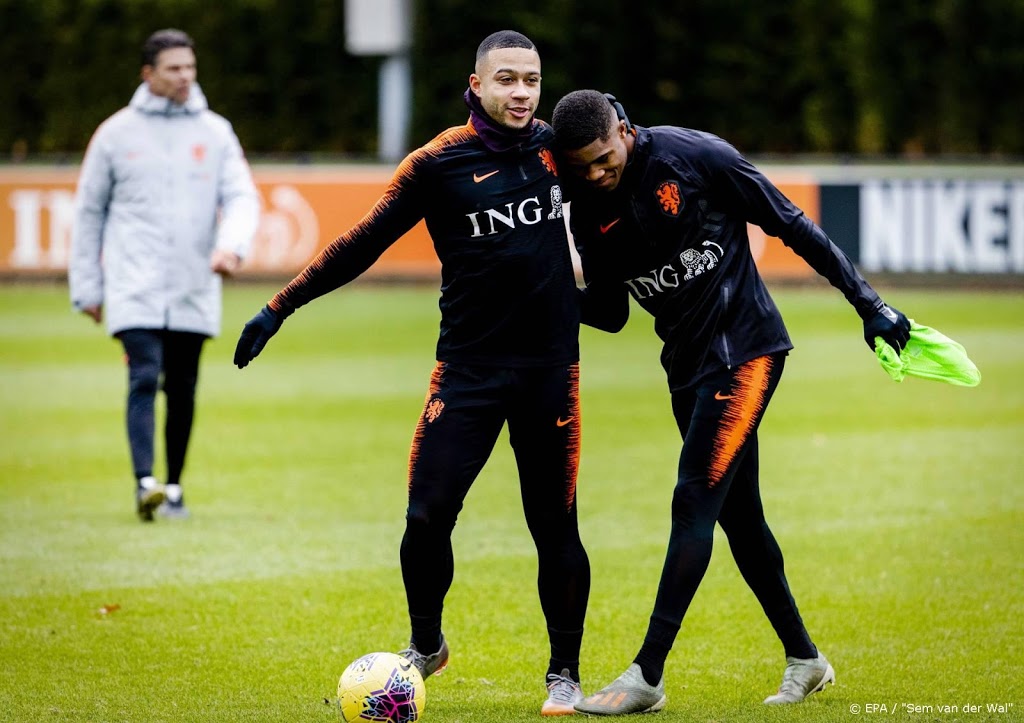 Boadu veertiende debutant onder Koeman