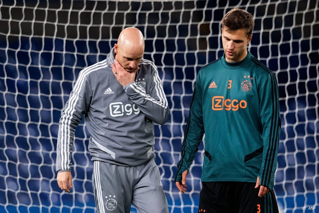 Ajax mist Veltman, Mazraoui wel beschikbaar