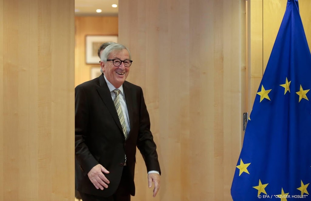 Juncker volgende week terug na operatie