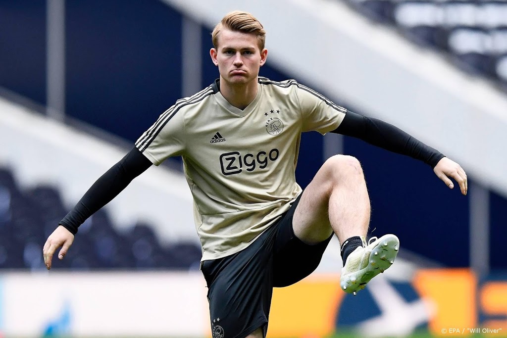Ajax met Schuurs tegen Heracles