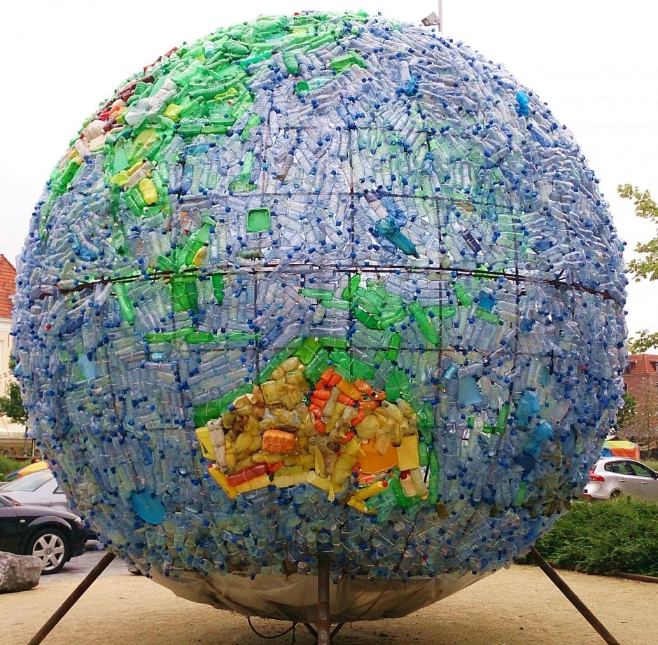 a plastic world... Foto