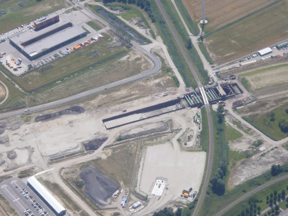 Sluiskil tunnel Foto