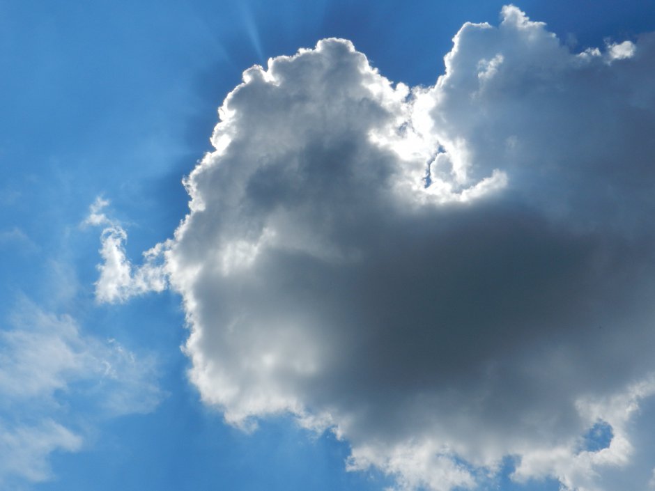 achter de wolken schijnt de zon | ZeelandNet Foto