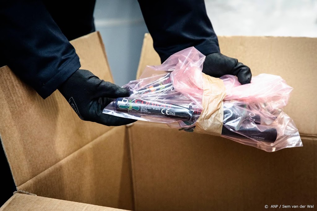 Ruim 130 kilo vuurwerk in beslag genomen in Oss