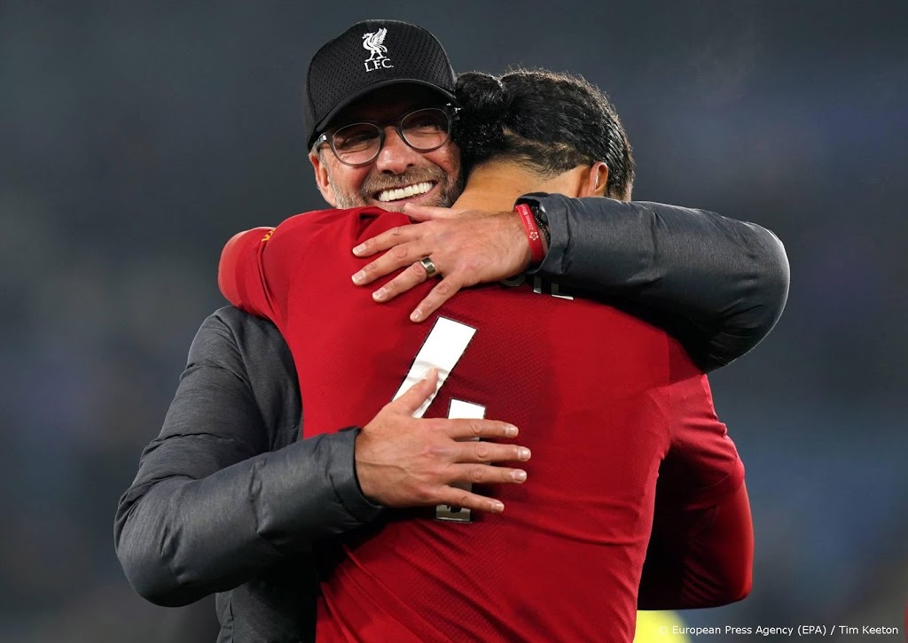 Trainer Klopp tempert optimisme over trainingsbeelden Van Dijk