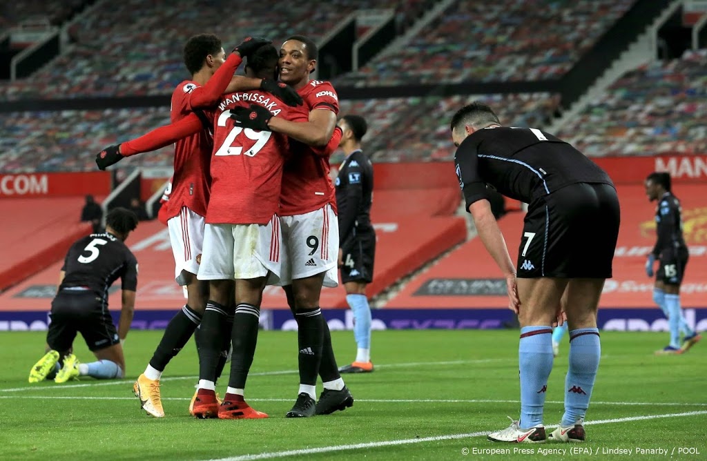United na zege op Villa in punten gelijk met koploper Liverpool 