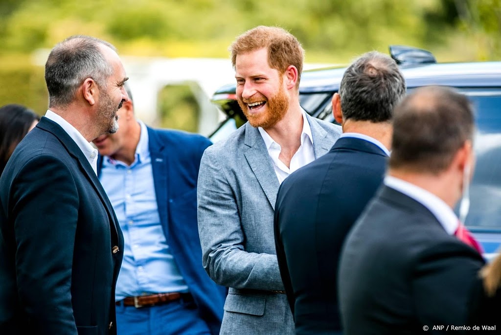 Prins Harry aanvaardt excuses en vergoeding van Britse tabloid