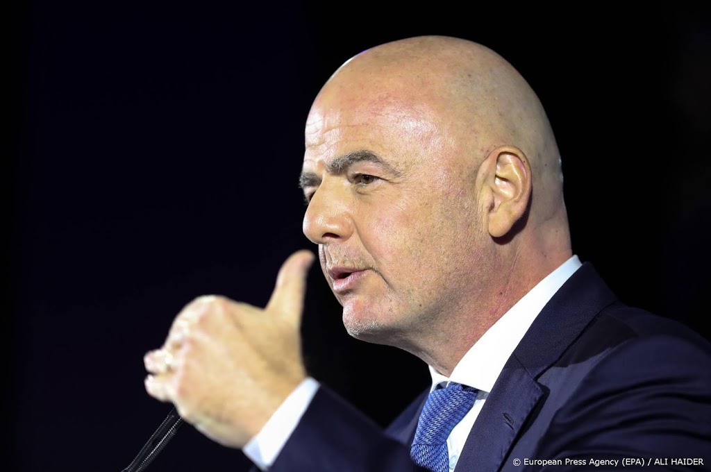 FIFA steunt WHO in oproep voor eerlijke toegang tot vaccins