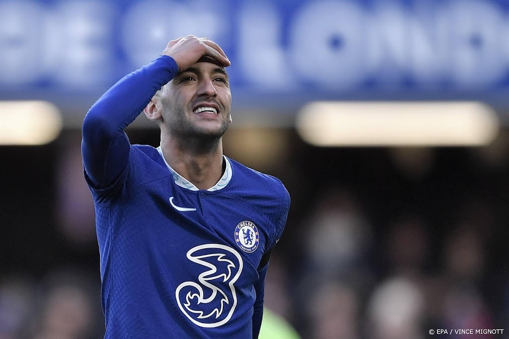 Transfer Ziyech naar PSG onzeker vanwege 'treuzelend' Chelsea