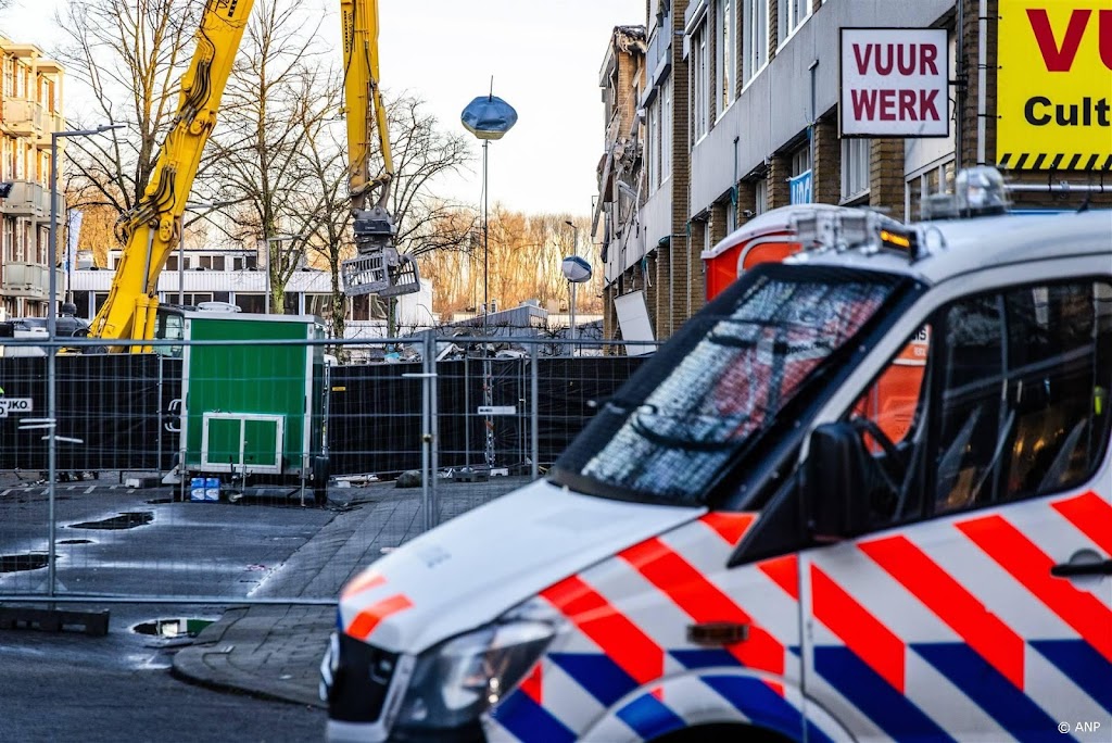 Broer vermiste waakt dag en nacht bij plek explosie Rotterdam