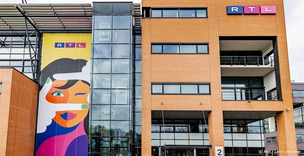 Tijd dat Van Nieuwkerk weer aan de slag gaat, vindt RTL