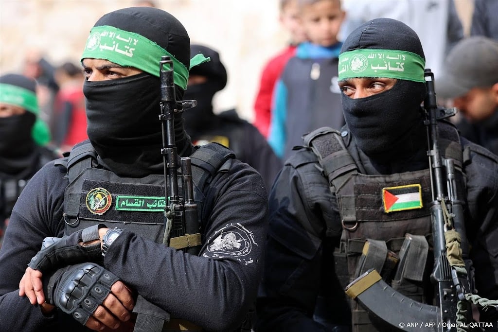 Hamas draagt opnieuw gijzelaars over aan Rode Kruis