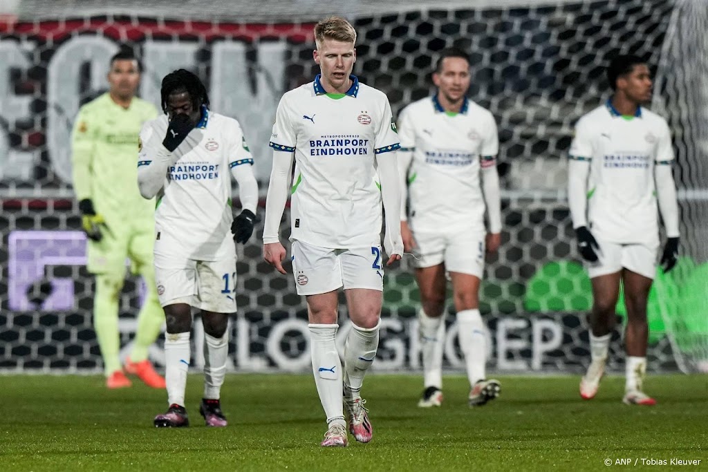 PSV kreeg in zeven duels na winterstop al achttien treffers tegen