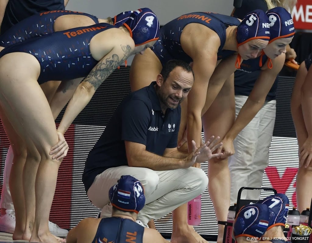 Waterpolosters ondanks verlies tegen Spanje naar halve finale EK