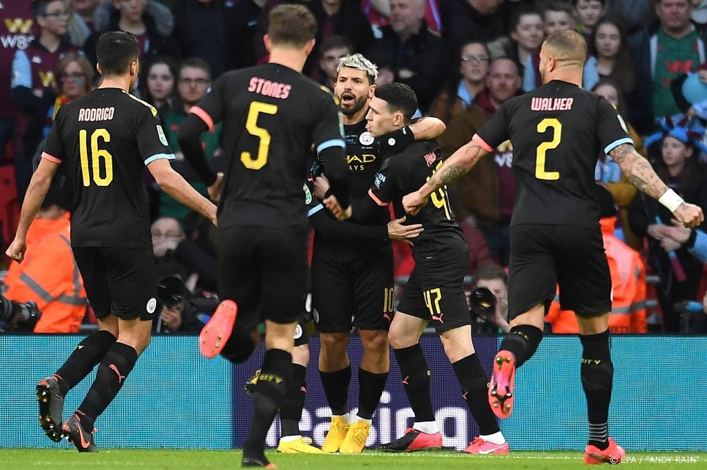 Manchester City wint voor de derde keer op een rij de League Cup