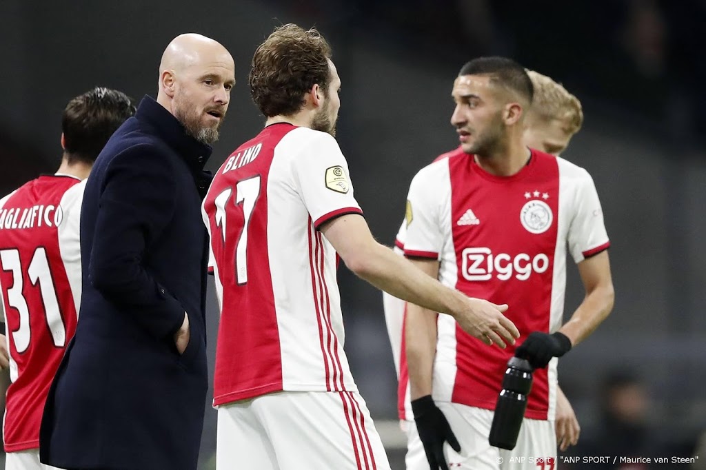 Ten Hag: Nu moeten we bij elkaar blijven bij Ajax