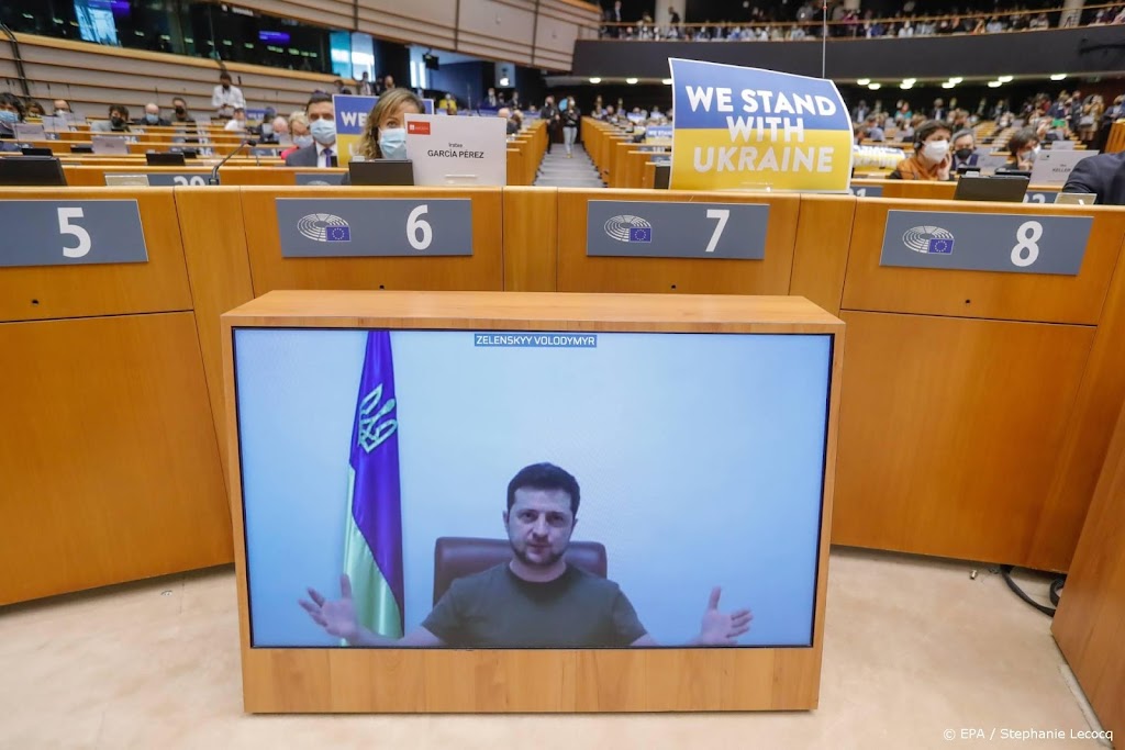 Zelenski in live-video aan EU: niemand zal ons breken