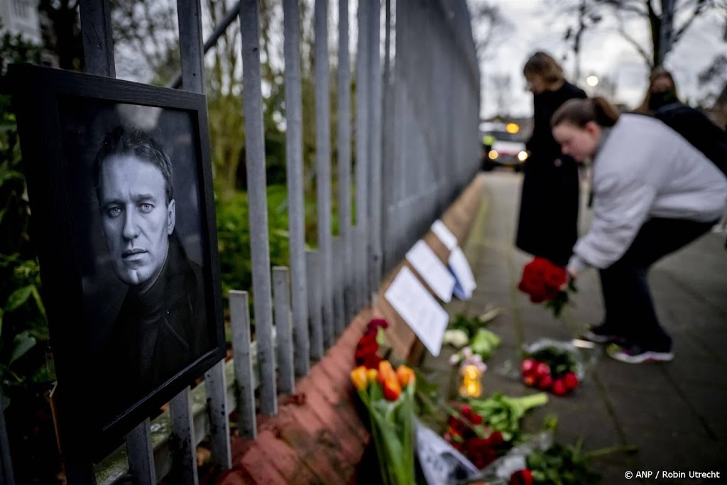 Oppositieleider Navalny wordt begraven in Rusland