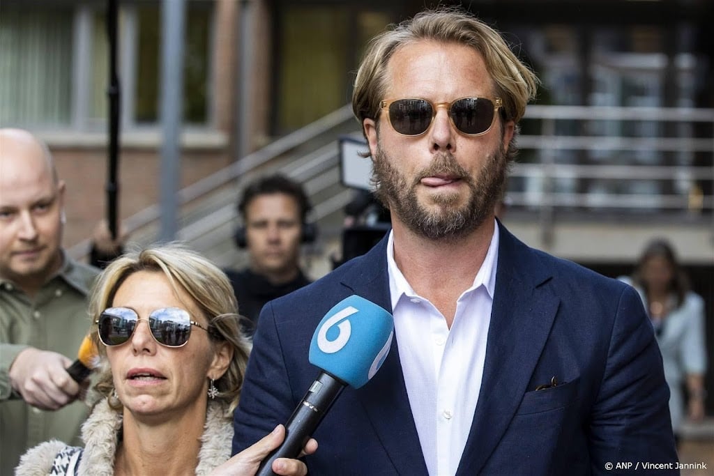 Acteur Thijs Römer trekt hoger beroep onlinezedenzaak in