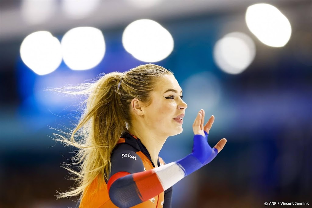 Leerdam verslaat Takagi voor het eerst dit seizoen op 1000 meter