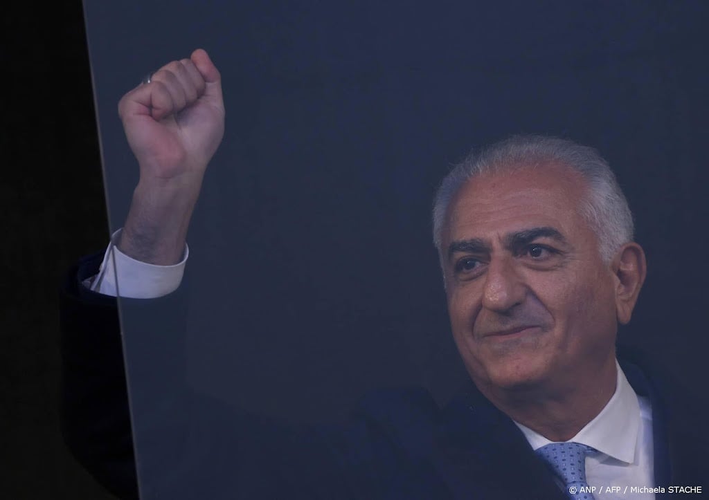 Zoon van laatste sjah van Iran wil leidende rol na val regime