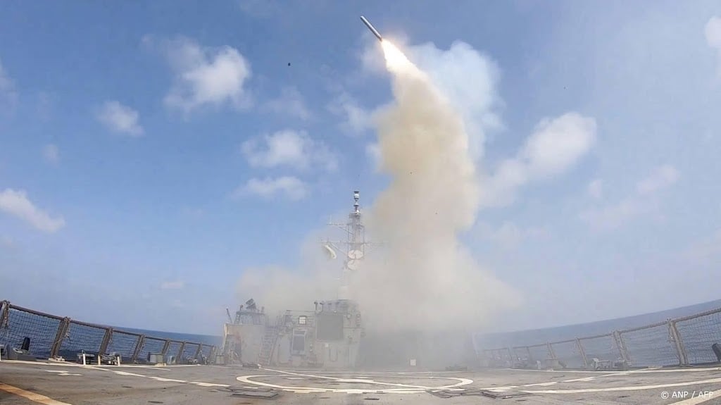 Amerikaanse legerleiding toont beelden van aanvallen op Iran