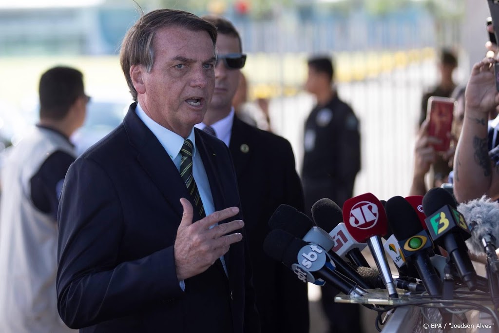 Braziliaanse president Bolsonaro voorzichtiger over coronavirus