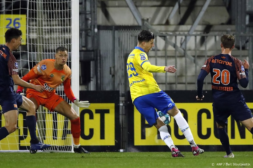 RKC Waalwijk naar negende plaats in Eredivisie na zege op Vitesse