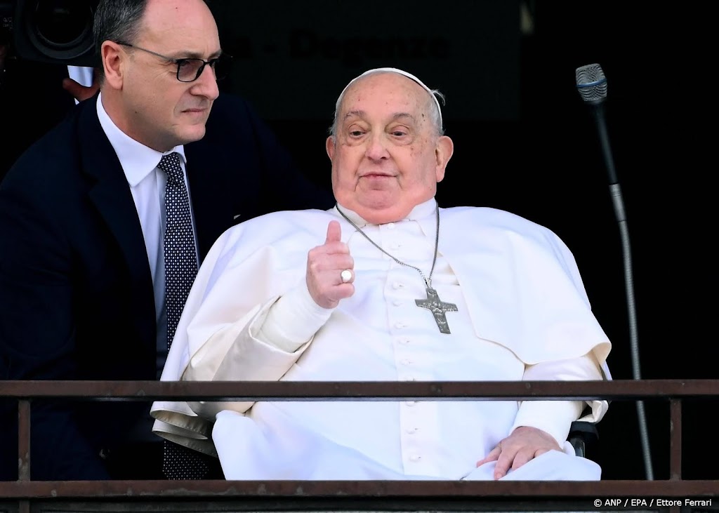Vaticaan: gezondheid paus blijft verbeteren